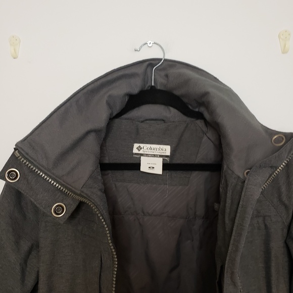 Columbia Women's Omni-Shield Winter Coat - Picture 7 of 12